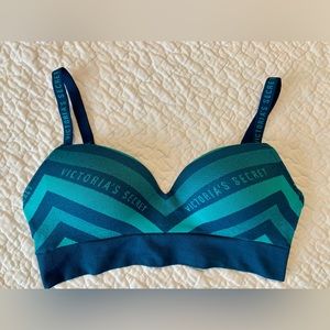 Victoria’s Secret Wear Everywhere Wireless Push-up Bra - Teal/Navy